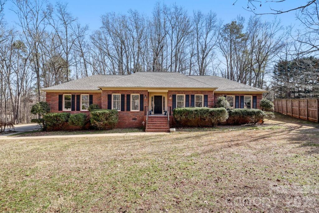 1360 Gallant Court, Rock Hill, SC 29732
