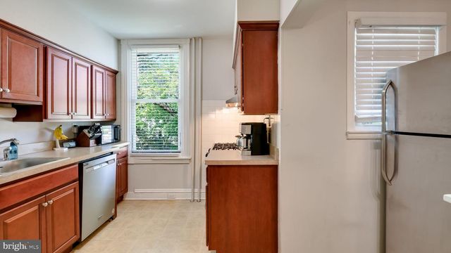 264 N ABERDEEN AVE, Wayne, PA 19087