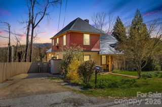 251 Flint Street, Asheville, NC 28801