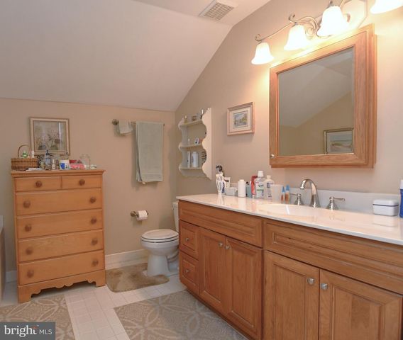 1646 ROCKCRESS DR, Jamison, PA 18929