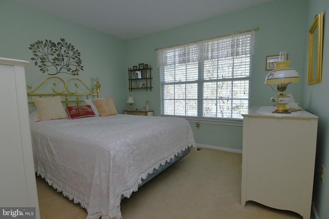 1646 ROCKCRESS DR, Jamison, PA 18929