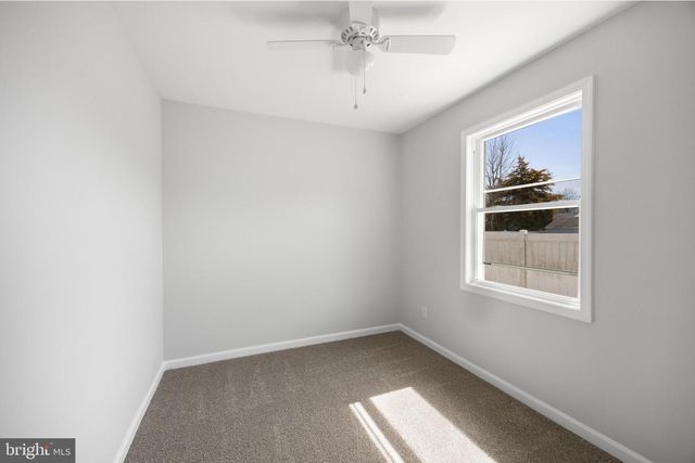 314 WASHINGTON AVENUE, West Berlin, NJ 08091