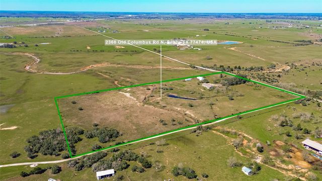 2368 Old Columbus Road N, Sealy, TX 77474