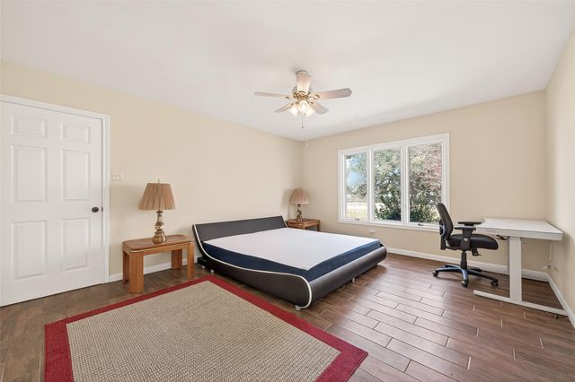 2368 Old Columbus Road N, Sealy, TX 77474