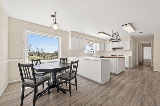 2368 Old Columbus Road N, Sealy, TX 77474