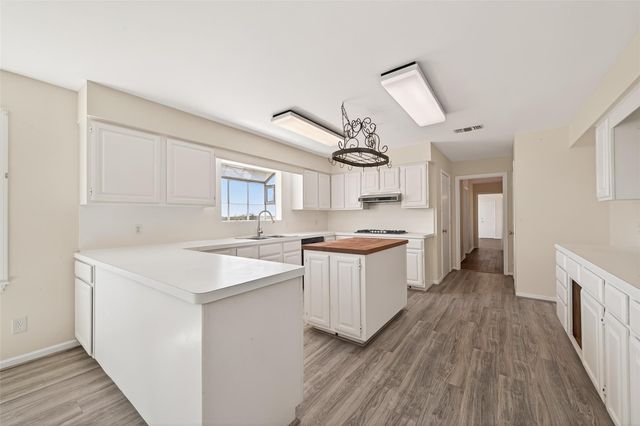 2368 Old Columbus Road N, Sealy, TX 77474