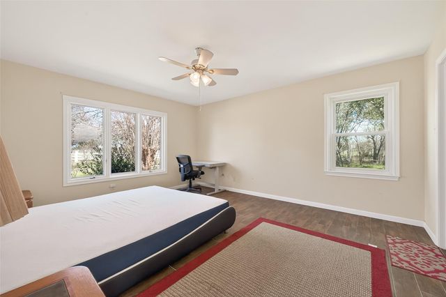 2368 Old Columbus Road N, Sealy, TX 77474