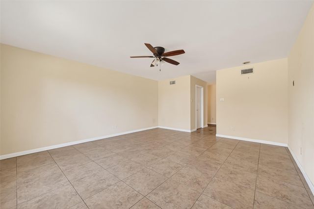 2368 Old Columbus Road N, Sealy, TX 77474