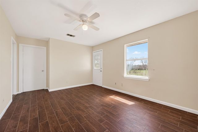 2368 Old Columbus Road N, Sealy, TX 77474