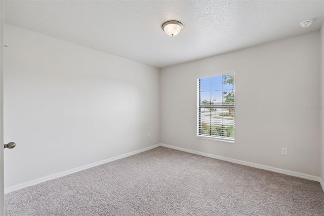 1665 LUFT LANE, Mascotte, FL 34753
