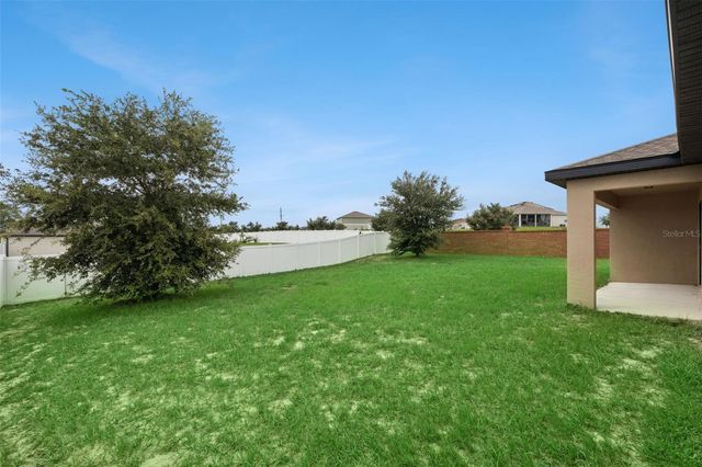 1665 LUFT LANE, Mascotte, FL 34753