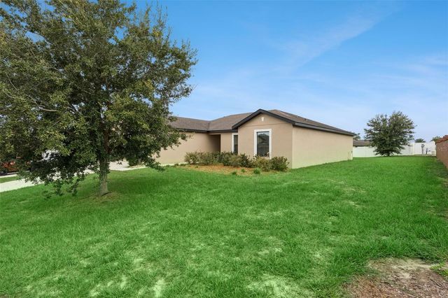 1665 LUFT LANE, Mascotte, FL 34753