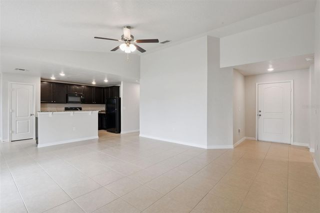 1665 LUFT LANE, Mascotte, FL 34753