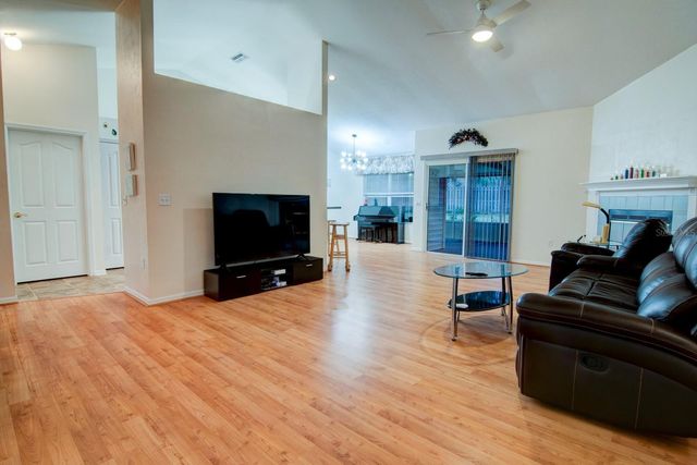 10428 NW 13TH AVENUE, Gainesville, FL 32606