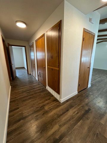 1307 Garland, Plainview, TX 79072