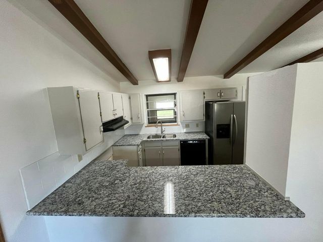 1307 Garland, Plainview, TX 79072