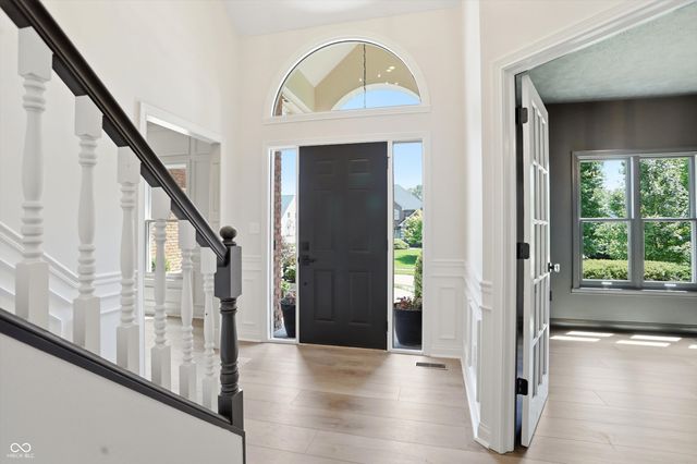 12410 Hyacinth Drive, Fishers, IN 46037