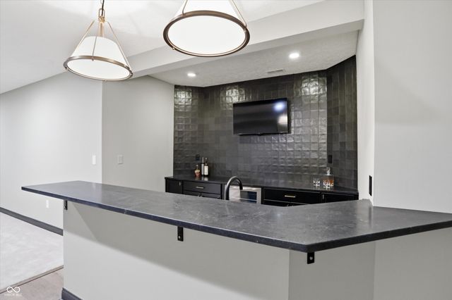 12410 Hyacinth Drive, Fishers, IN 46037