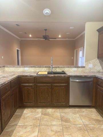 3009 108th Street, Lubbock, TX 79423