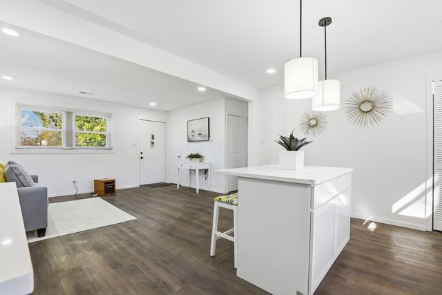 1941 Cambridge Street, Chicago Heights, IL 60411