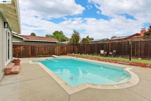980 Lucille Street, Livermore, CA 94550