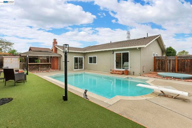 980 Lucille Street, Livermore, CA 94550