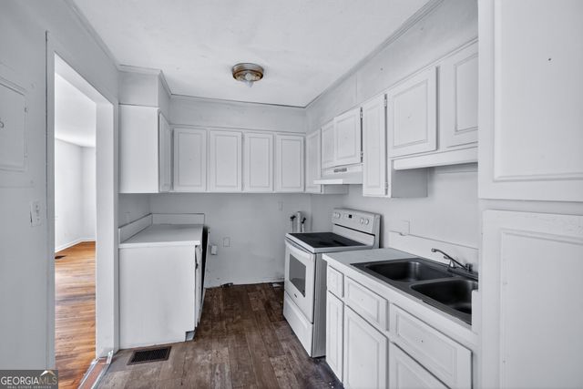 2308 New York Avenue, Savannah, GA 31404