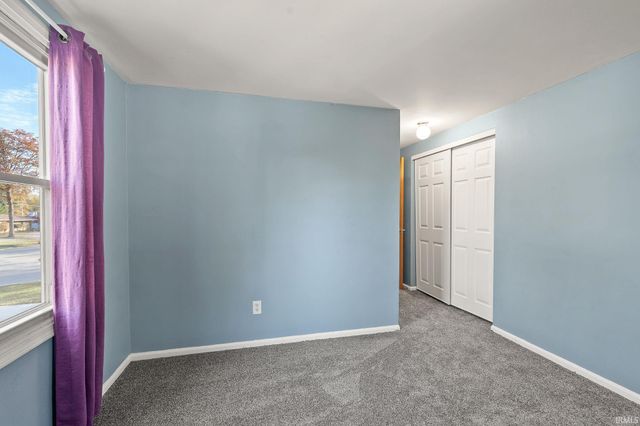 6830 Elmbrook Drive, Fort Wayne, IN 46835