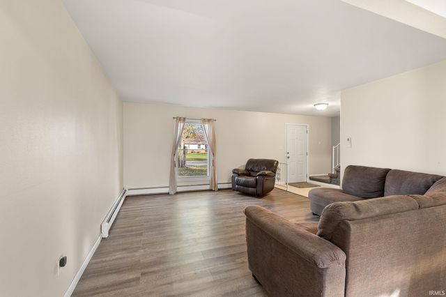 6830 Elmbrook Drive, Fort Wayne, IN 46835