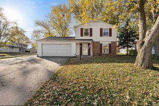 6830 Elmbrook Drive, Fort Wayne, IN 46835