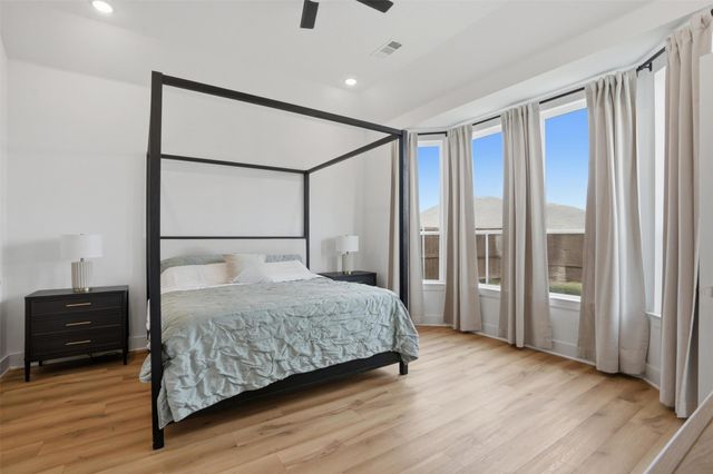 4719 Honeysuckle Court, Aubrey, TX 76227