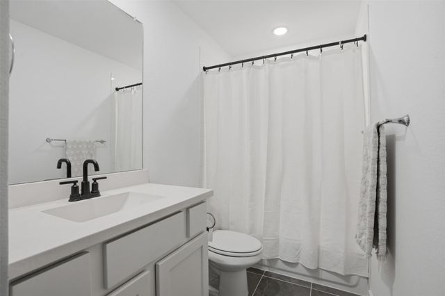 4719 Honeysuckle Court, Aubrey, TX 76227