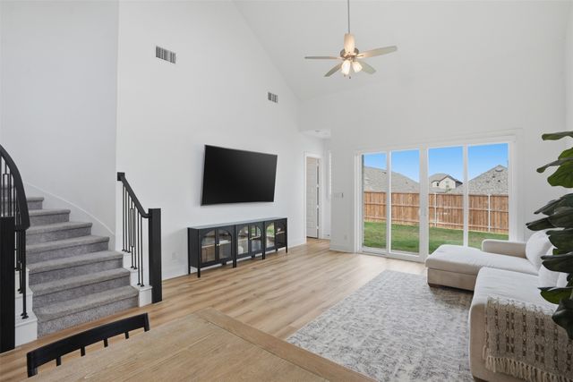 4719 Honeysuckle Court, Aubrey, TX 76227