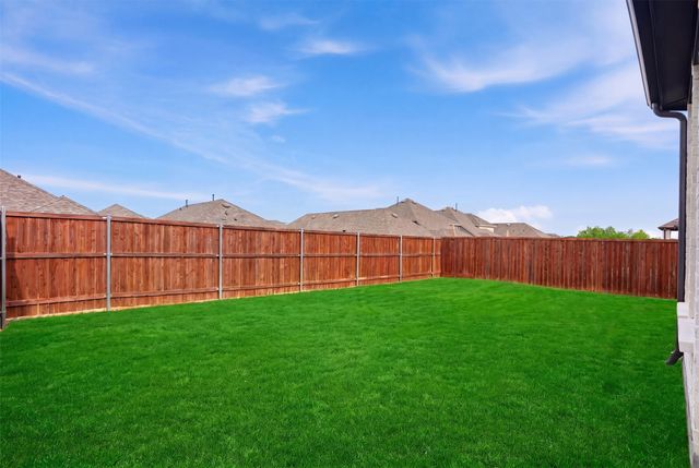 4719 Honeysuckle Court, Aubrey, TX 76227