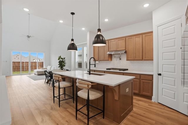 4719 Honeysuckle Court, Aubrey, TX 76227