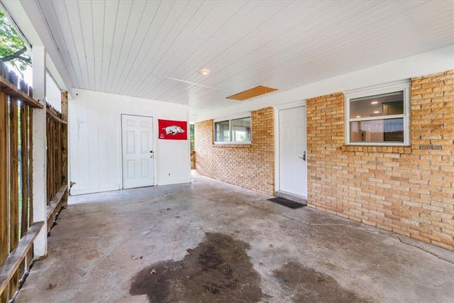510 Elmdale Drive, Springdale, AR 72762