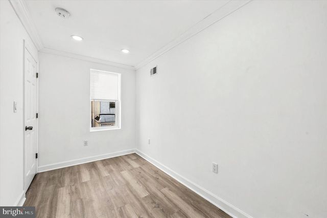 1031 WINTON ST, Philadelphia, PA 19148