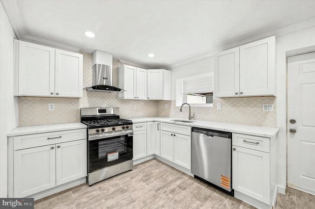 1031 WINTON ST, Philadelphia, PA 19148