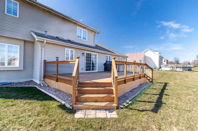 7510 W 91st Place, Crown Point, IN 46307