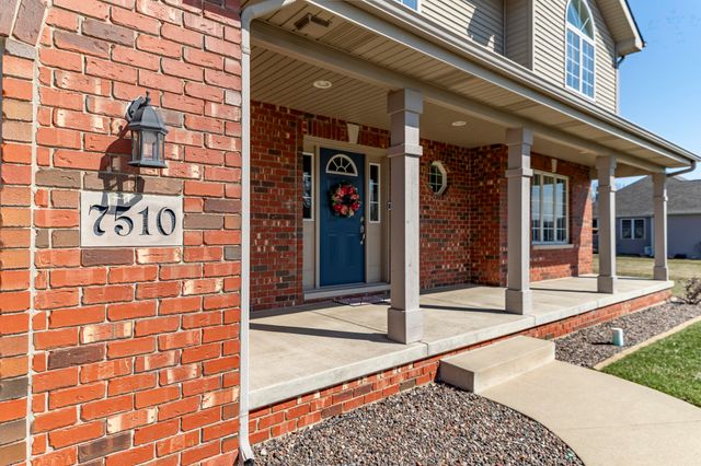 7510 W 91st Place, Crown Point, IN 46307