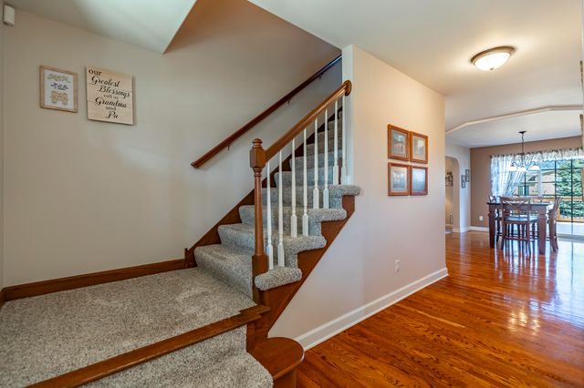 7510 W 91st Place, Crown Point, IN 46307