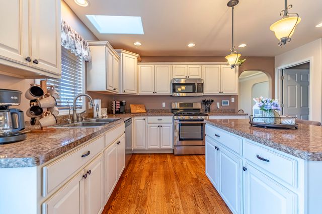 7510 W 91st Place, Crown Point, IN 46307