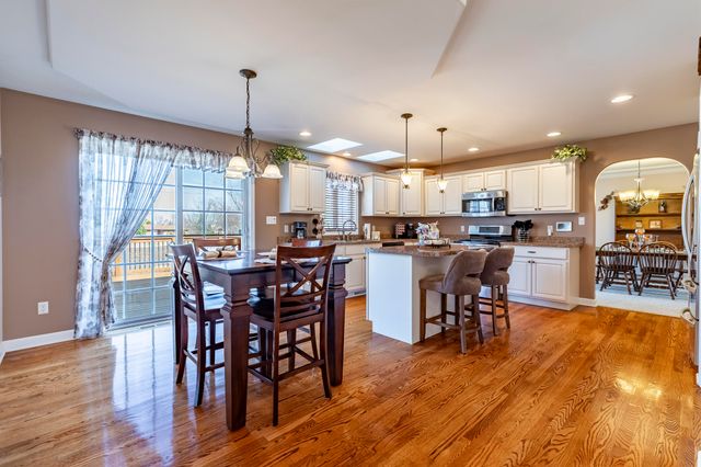 7510 W 91st Place, Crown Point, IN 46307