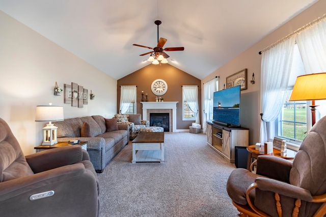 7510 W 91st Place, Crown Point, IN 46307