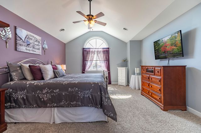 7510 W 91st Place, Crown Point, IN 46307