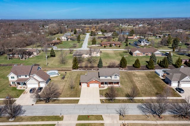 7510 W 91st Place, Crown Point, IN 46307