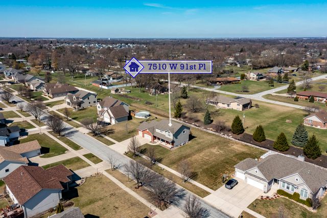 7510 W 91st Place, Crown Point, IN 46307
