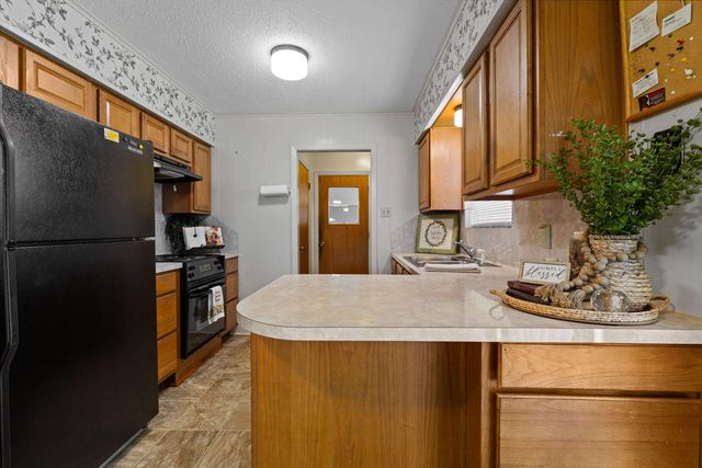 2304 Lane Lewis, Marshall, TX 75672