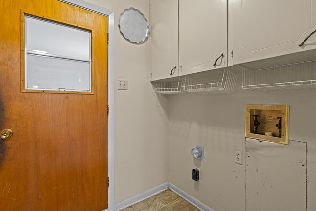 2304 Lane Lewis, Marshall, TX 75672