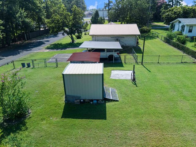 2304 Lane Lewis, Marshall, TX 75672